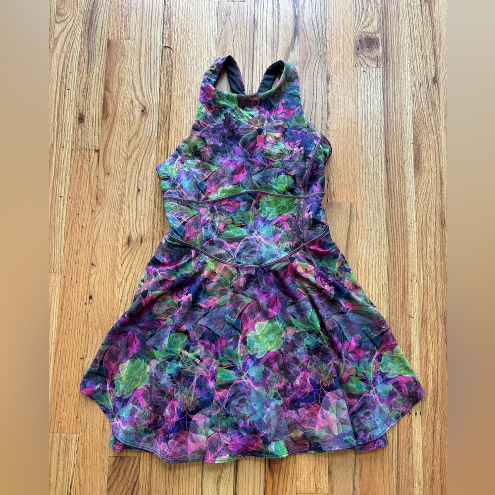 Lululemon Court Crush Dress Size 6!!